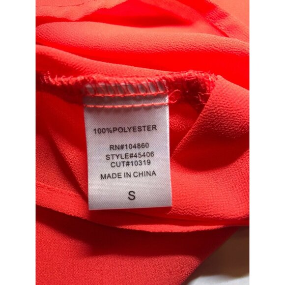 Chloe K Women's Size Small Blouse Sleeveless Sheer Button Front Coral New - Picture 4 of 12